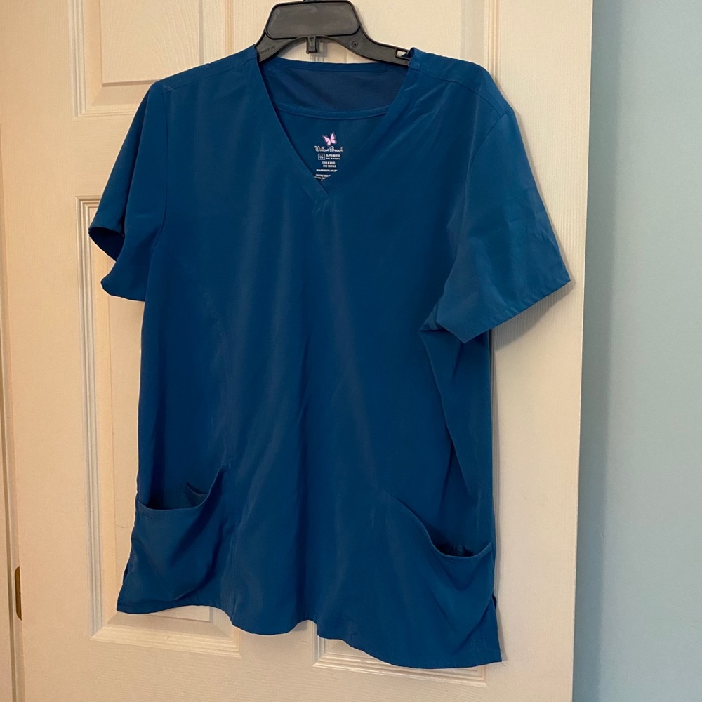 Scrub top